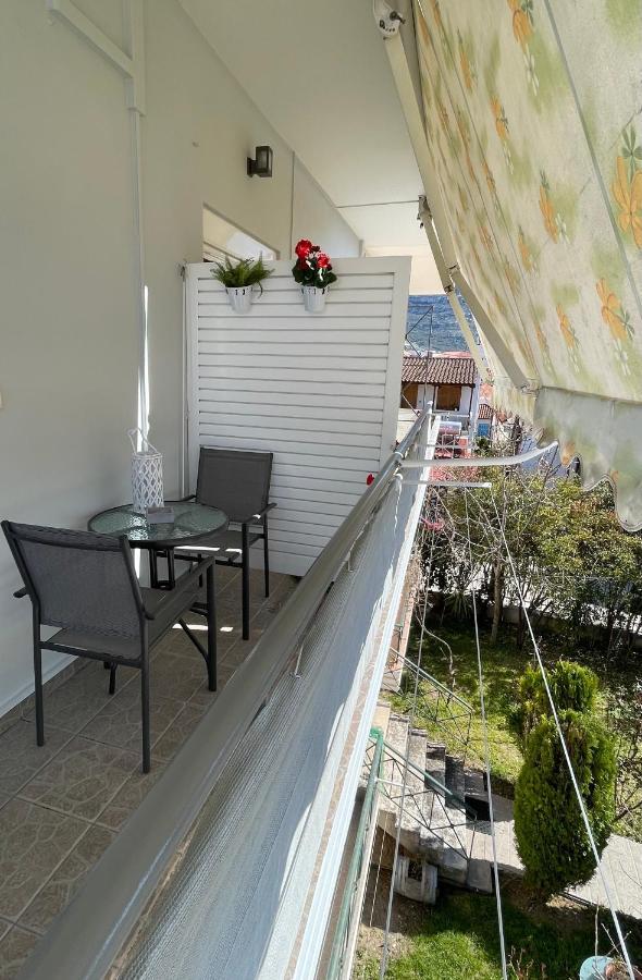 Nemeapolis 3 Apt Bagian luar foto