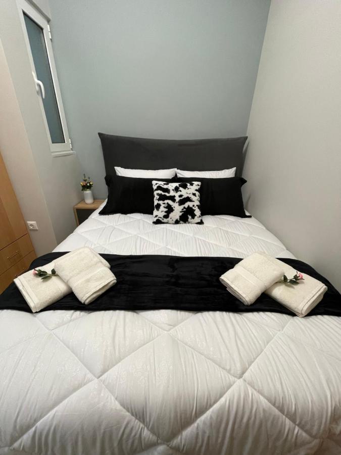Nemeapolis 3 Apt Bagian luar foto